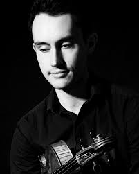 Starting off the year with headshots by the fantastic Matt Dine! (@omd17)  Looking forward to 2023's musical adventures ✨🎶✨ #leica #headshots  #freelancemusician #nycmusic #chambermusic #nycevents #violist #me #🎶  #classicalmusicians #concertartist ...