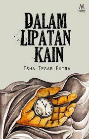 Petugas menyusun kartu buku pada kotak. Boleh Meinjam Buku Pulang Review Buku Jalan Panjang Menuju Pulang Pipiet Senja Apakah Siswa Lebih Sering Membaca Di Perpustakaan Atau Meminjam Buku Untuk Nurulmei