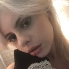 sarah rix (@dinnosarah)