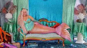 Look for a mermaid tail with reinforced tips. Bedding Nwt Justice Girls Turquoise Mermaid Tail Blanket Soft Plush Bright Colored Scale Blankets Throws