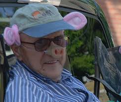 Big crowd turns out for Wilton's Blueberry Festival parade