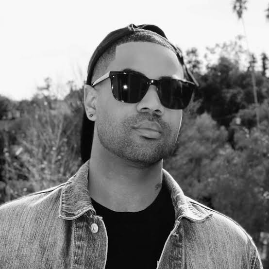 Troy Johnson aka r8dio · Behind Greatness