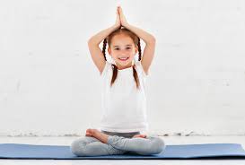 Spot the difference yoga poses for children. Yoga For Kids 10 Easy Yoga Poses Their Health Benefits