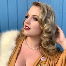 Karin "Cherry" Pyrak (@karinpirate) • Instagram photos and videos