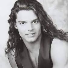 The singer came out in 2010 in a post on his social media, after years of rumours. 45 Very Handsome Ricky Martin Haircut Ideas Menhairstylist Com