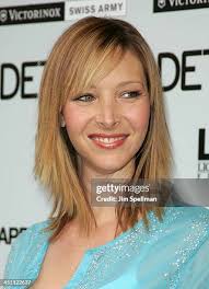 Lisa Kudrow and Maggie Gyllenhaal during "Happy Endings" New York... News  Photo