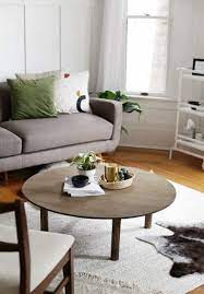 Simple diy rounded coffee table with straight legs. 15 Rounded Diy Coffee Tables