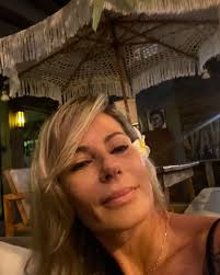 Aline Telles (@alinetelles19) • Instagram photos and videos