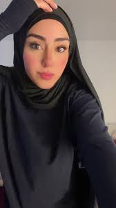 Modest Gym Wear: Leana Deeb x Gymshark Collection Review