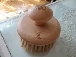 Ideal for all hair types. Dry Body Brushing Technique And Benefits For The Skin Natalie Loves Beauty