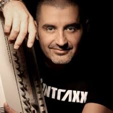 Listen to Headhunterz