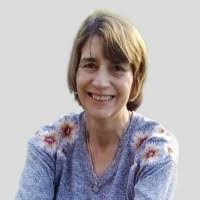 Laura Rapa's Instagram, Twitter & Facebook