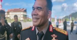 Soal Kue Dijilat, Kapolda Papua Barat Hukum Anggotanya