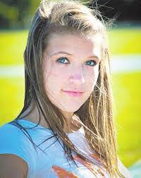 Kelly Reams's Instagram, Twitter & Facebook