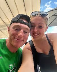 Georgia Bright's Instagram, Twitter & Facebook