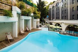You can reach the expo centre in approximately 40 minutes. Holiday Inn Lyon Vaise An Ihg Hotel Tassin La Demi Lune Updated 2021 Prices
