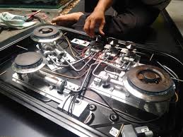 Pada kompor gas rinnai, pemakaian gas paling kecil pada tungku kecil ialah 1.2 kw/jam dan 1.9 kw/jam pada tungku besar. Servis Kompor Gas Tanam Servis Khusus Kompor Gas Elpiji Facebook