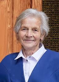 Regina Winkler's Instagram, Twitter & Facebook