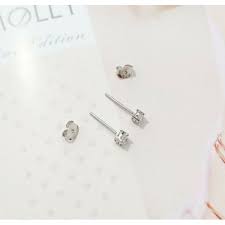 Emas putih kemudian dilapisi rhodium agar warna putih dan kilaunya bertahan lama. Anting Giwang Emas Putih Kadar 750 Model Solitare Shopee Indonesia