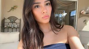 Royale High dorm room design and decoration ideas