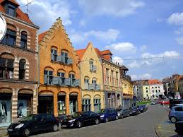 It is a substantial city, and the centre of the largest conurbation in this region of france. Beautiful Vieux Lille The French Flanders World Footprints