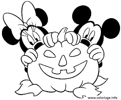 Minnie in the process of knitting a sweater for her pal pluto. Coloriage Mickey Et Minnie Sont Caches Derriere Une Citrouille Disney Dessin Halloween Citrouille A Imprimer