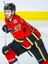 Ryan gilbert of philadelphia hockeynow: Dougie Hamilton Calgary Flames Calgary Flames Nhl Hockey Nhl