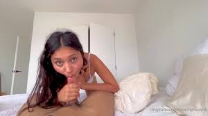 Watch online Peachyneesh aka Peachyneeshx OnlyFans - Sending this video out  in a couple hours sorry if i havent replied to your message, ive been sic  on X-video