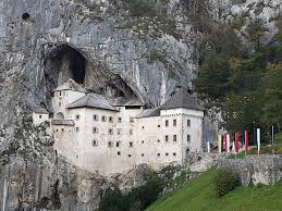 Slovenien är ett ungt eu land med en huvudstad som heter ljubljana. Genuina Slovenien En Dold Parla First Class Magazine