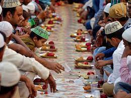 Dalam sebuah riwayat, rasulullah saw menyebut bahwa hari senin dan kamis adalah hari diangkatnya amalan.karena itu pada hari senin kamis dianjurkan untuk melakukan puasa sunnah. Doa Buka Puasa Hadist Keutamaan Bahasa Arab Latin Artinya