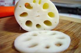 15 manfaat akar teratai, kandungan nutrisi, dan cara mengolahnya. All Fresh