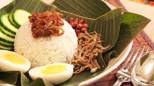 Semua kaum di malaysia ini memang sudah pasti mempunyai makanan tradisional tersendiri untuk diperkenalkan dan dihidangkan waktu perayaan kaum, majlis perkahwinan, dan sebagainya. Malaysia Gulf Royal Travels Tourism Llc
