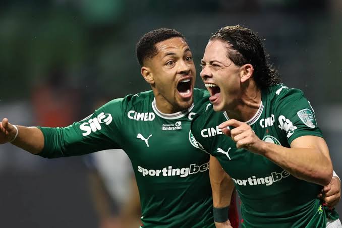Com gol de Giay, Palmeiras vence LDU e sai na frente na Libertadores