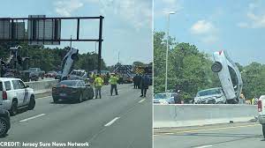 Car accident nj parkway today. Car Ends Up Standing On Its Front Bumper After Crash On Garden State Parkway Abc7 New York
