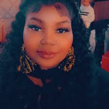 In my favorite cousin Jermaine Hamilton voice, It's Tuesday!!!! The first 5  $10 buckets sold will get 4 free biscuits 😉 The first 5 2pc dark meals for  $5 sold will get