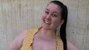 Curvy model sends fans wild by ditching bra and teasing its hot today -  Daily Star