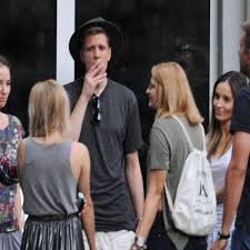 Divorce break up marriage split, cheated wife jealousy feelings, emotions of despair concept. Arsenal Ace S 20k Drag Wojciech Szczesny Spotted Smoking Again Daily Star