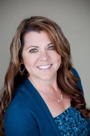 Shauna Mackey's Instagram, Twitter & Facebook