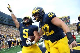 This is not zach harrison scorning the buckeyes, nor is it him stalling to drum up hype. Friday Michigan Recruiting Roundup Updates On Quavaris Crouch Zach Harrison In State 5 Star Ol And More Maize N Brew