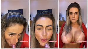 Dani Buenno Exibe Os Peitos Avantajados - Cnn Amador