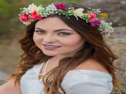 Beauty queen discerns 'Radical' move to religious life