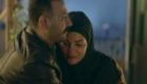 وعلى الرغم من أن خولي التحق بكلية الحقوق إلاّ أن شغفه وحبّه للتمثيل منعه من إكمال دراسته فيها. Ù‚ØµÙŠ Ø®ÙˆÙ„ÙŠ ÙŠØ¯Ø®Ù„ Ø¹Ø§Ù„Ù… Ø§Ù„ØªØ£Ù„ÙŠÙ Ù…Ù† Ø¨Ø§Ø¨ Ø§Ù„ÙˆØ³Ù…