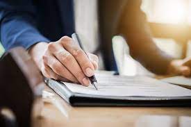 The average salary for a auditor is $60,291 in los angeles, ca. What Internal Auditors Do And How Much They Make