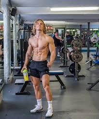 215 2k Followers 702 Following 2 850 Posts See Instagram Photos And Videos From Joe Delaney Shredbundy Fitness Health Fitness Gym