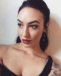 Jacqueline Boudreau's Instagram, Twitter & Facebook