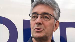 Marc madiot ( born april 16, 1959 in renazé, france ) is a former french cyclist. Marc Madiot A Poitiers Pour Presider L Assemblee Generale De La Ligue Nationale De Cyclisme