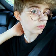 So I just started T last week and I know I don't pass (I have a  baby/feminine face). But I guess my question is, how bad is it? What  features am I