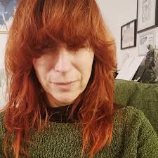 I don't believe I've posted about this yet, and that's entirely my bad! In  about a month's time we'll kick off with the introduction class for my  online Comic Art course through @