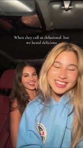 @pau #loca #shakira #bffs