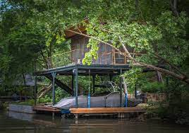 The average pier runs $100 per linear foot or between $15 and $40 per square foot. Our Gallery Of Boat Docks On Central Texas Lakes Can We Build One For You Whats Up Dock Boat Dock Builders Texas